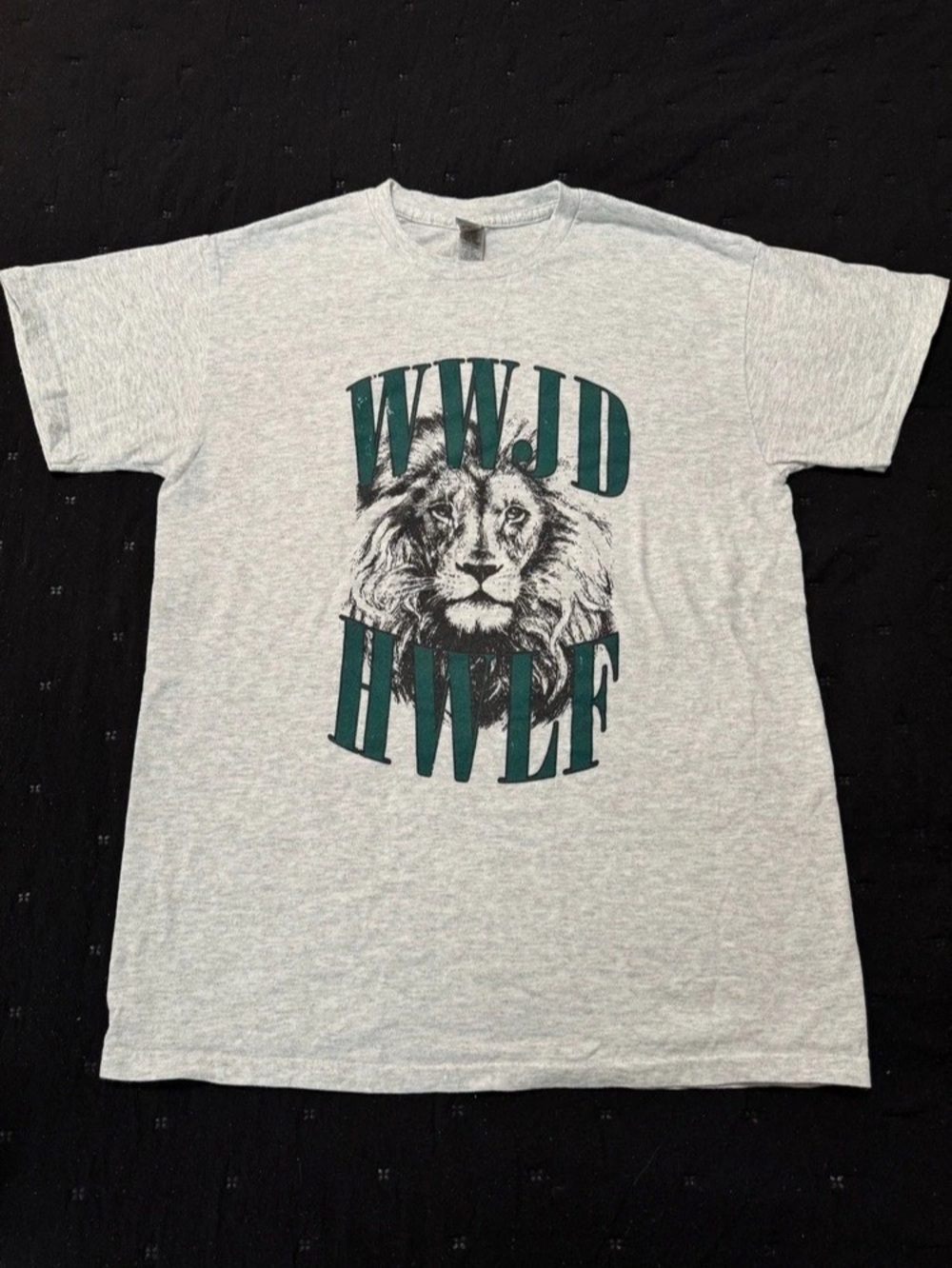 Gildan Lion Graphic Short Sleeve Tee Size Medium